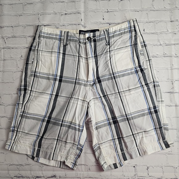 American Eagle Outfitters Other - American Eagle Outfitters Chino Shorts Mens Size 31‎ Plaid Golf Casual 2009